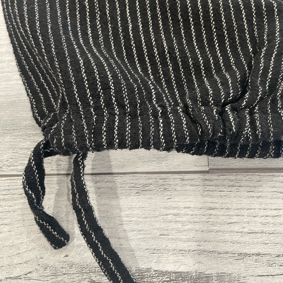 Pacari linen wide leg drawstring pinstriped cargo pants - Picture 2 of 5